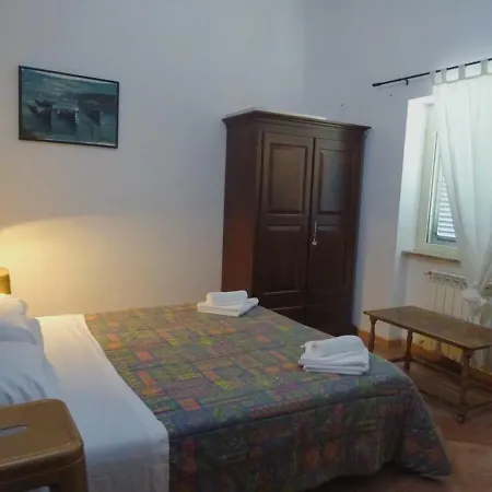 Clock's House Gæstehus Fiumicino